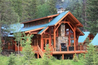 Cathederal_Mountain_Lodge-(